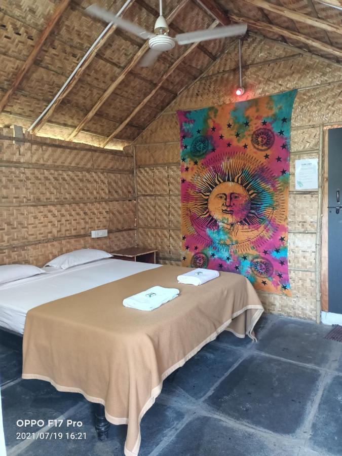 Island Vibes Hampi Guesthouse 外观 照片