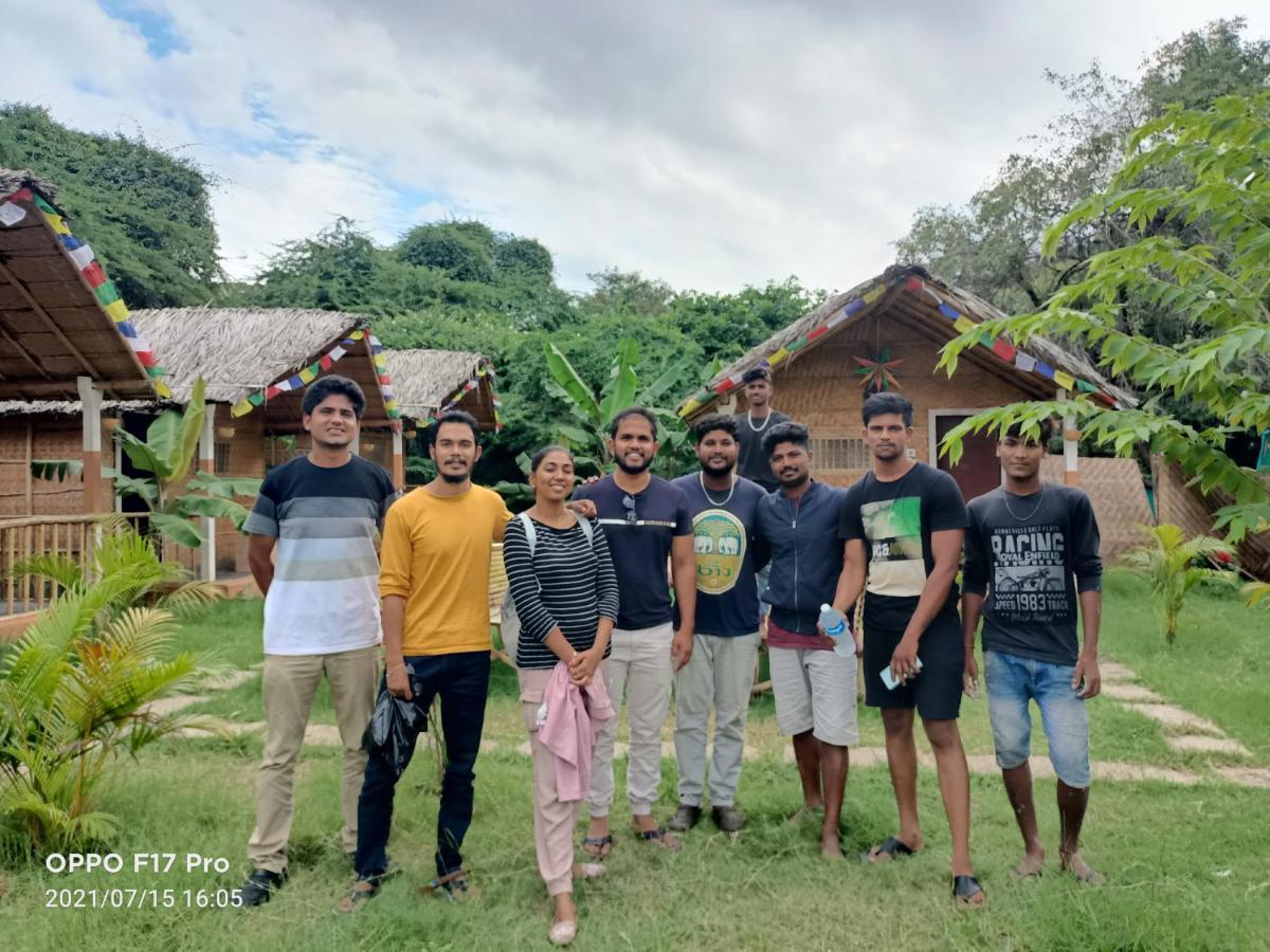 Island Vibes Hampi Guesthouse 外观 照片